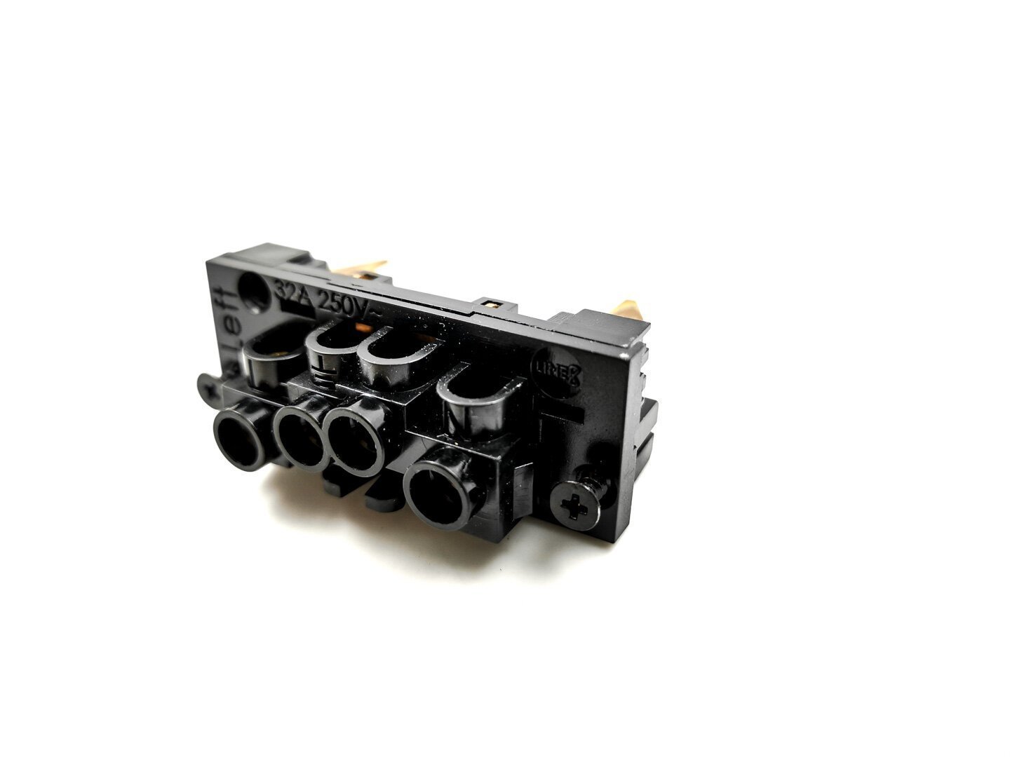 Line8 img 20191210 — modular power track system
